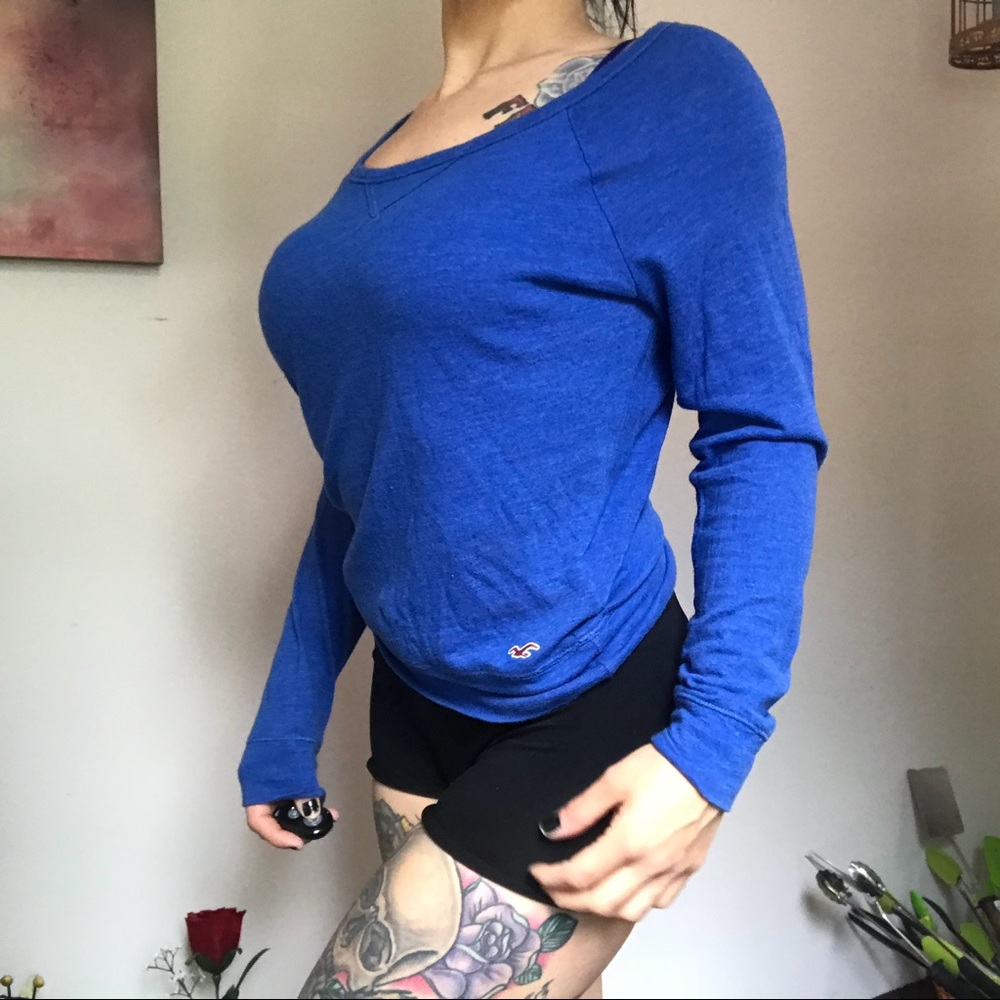 ☠️*3for$25* || bright blue loose off shoulder top